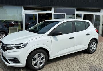 Dacia Sandero 2.545 km 14.589 &euro; Eisenhüttenstadt 15890