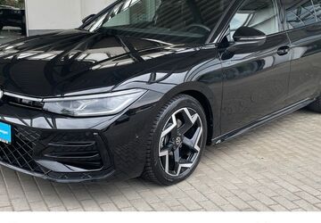 VW Passat Variant 9.896 km 48.990 &euro; Frankfurt (Oder) 15234