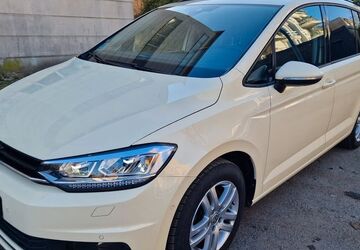 VW Touran 80.000 km 22.900 &euro; Frankfurt (Oder) 15234