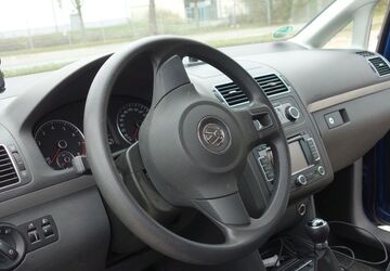 VW Touran 175.500 km 5.200 &euro; Frankfurt (Oder) 15234