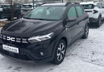 Dacia Sandero 4.788 km 16.988 &euro; Eisenhüttenstadt 15890