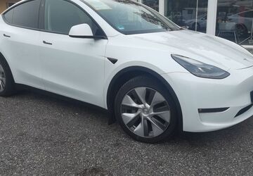 Tesla Model Y 64.500 km 34.950 &euro; Frankfurt (Oder) 15234