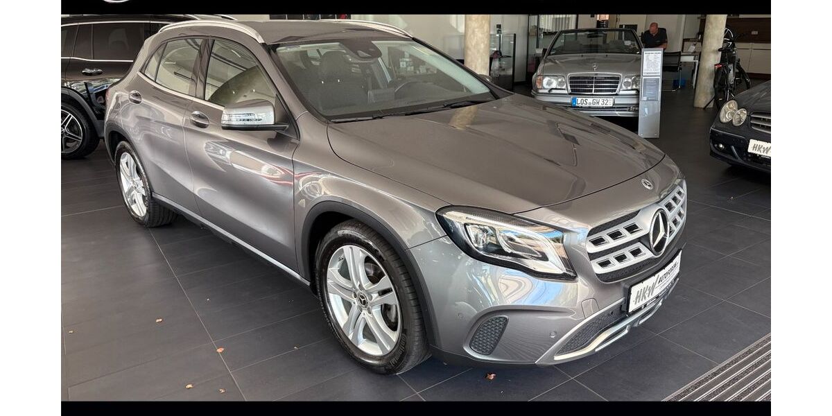 Mercedes-Benz GLA 180 56.000 km 21.990 &euro; Eisenhüttenstadt 15890