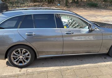 Mercedes-Benz C 250 98.000 km 21.900 &euro; Frankfurt (Oder) 15230