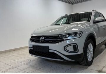 VW T-Roc 93.383 km 17.950 &euro; Beeskow 15848