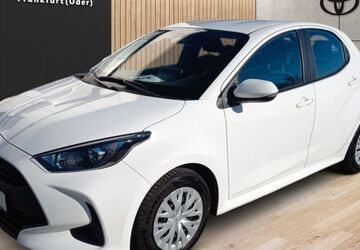 Toyota Yaris 34.444 km 14.990 &euro; Frankfurt(Oder) 15236