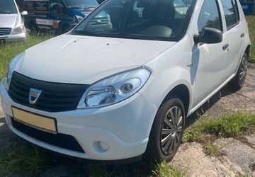Dacia Sandero 66.792 km 2.998 &euro; Frankfurt(Oder) 15236
