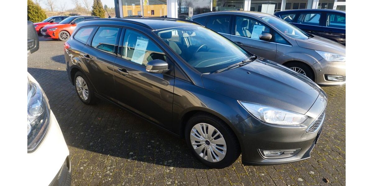 Ford Focus 72.650 km 11.490 &euro; Beeskow 15848