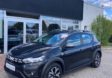 Dacia Sandero 4.788 km 16.988 &euro; Eisenhüttenstadt 15890
