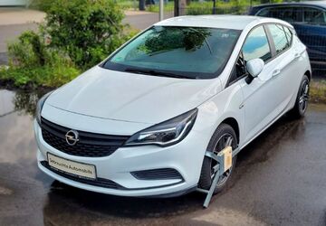 Opel Astra 66.852 km 10.990 &euro; Frankfurt (Oder) 15234
