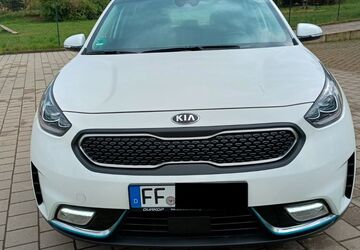 Kia Niro 52.900 km 13.001 &euro; Frankfurt(Oder) 15234