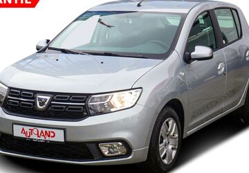 Dacia Sandero 32.812 km 11.990 &euro; Eisenhüttenstadt 15890