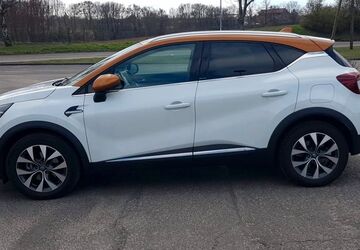 Renault Captur 48.352 km 17.990 &euro; Frankfurt (Oder) 15234