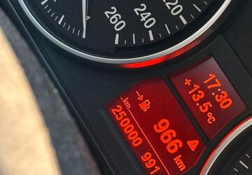 BMW X1 250.000 km 6.500 &euro; Frankfurt Oder 15236