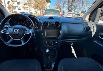 Dacia Lodgy 204.653 km 6.900 &euro; Frankfurt (Oder) 15230