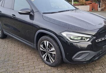 Mercedes-Benz GLA 180 59.980 km 29.999 &euro; Vierlinden OT Diedersdorf 15306
