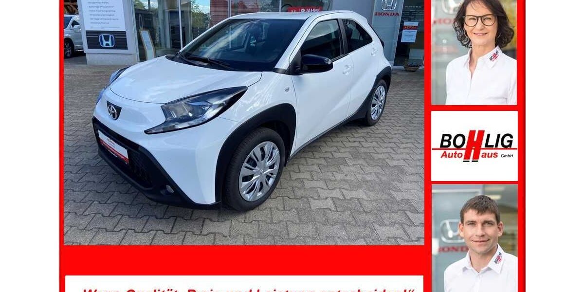 Toyota Aygo (X) 24.700 km 14.770 &euro; Frankfurt-Oder 15236