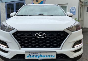 Hyundai TUCSON 82.100 km 16.300 &euro; Frankfurt (Oder) 15230